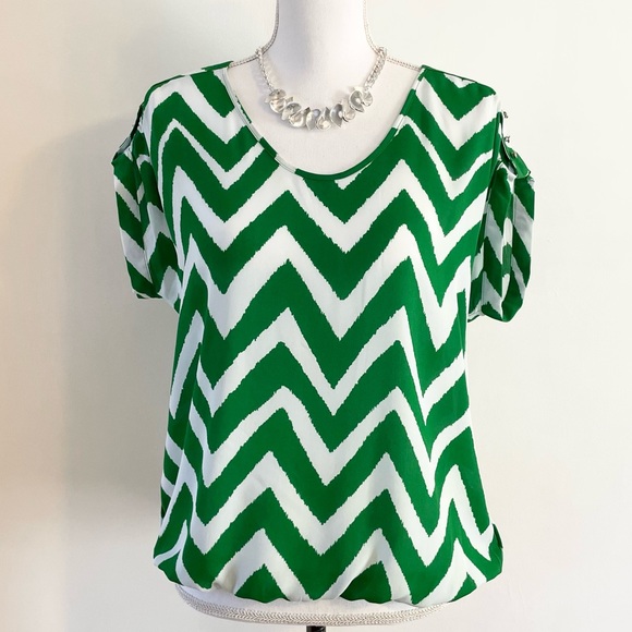 NWT Women’s Zac & Rachel Zigzag/Chevron Top - Picture 2 of 8